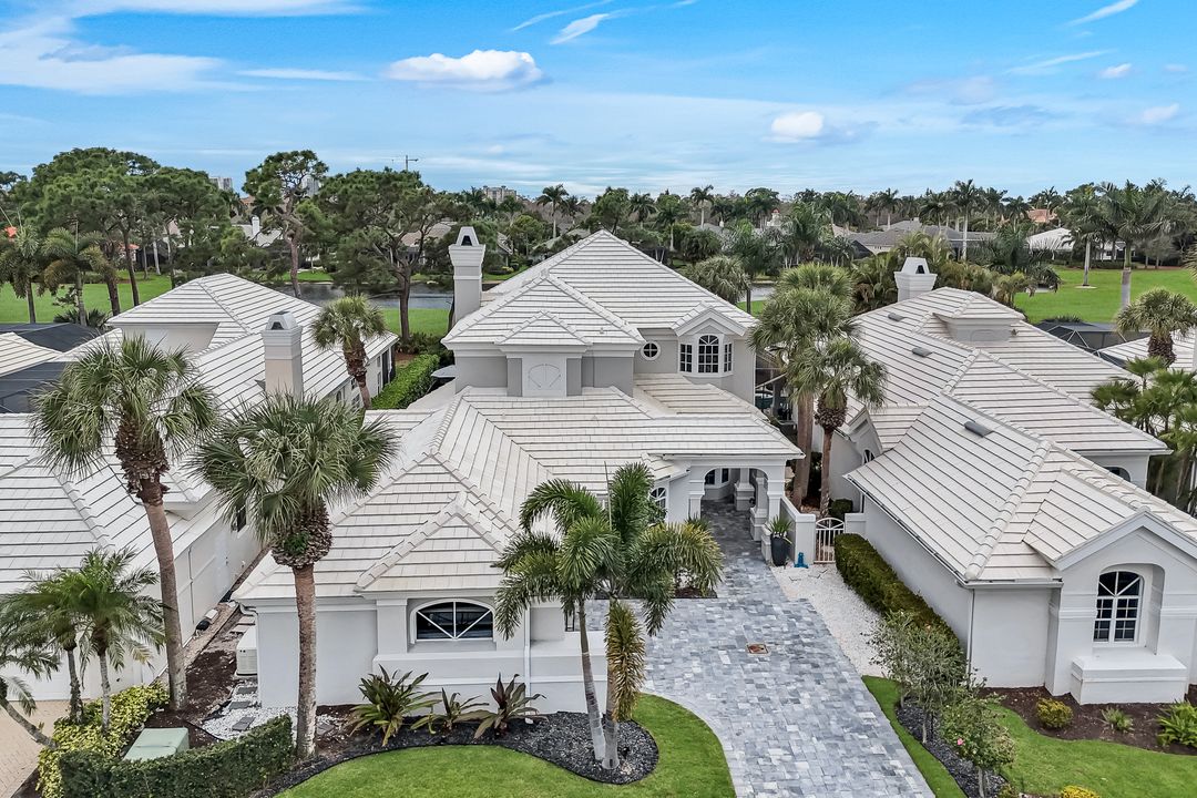 15303 Devon Green Ln, Naples, FL 34110