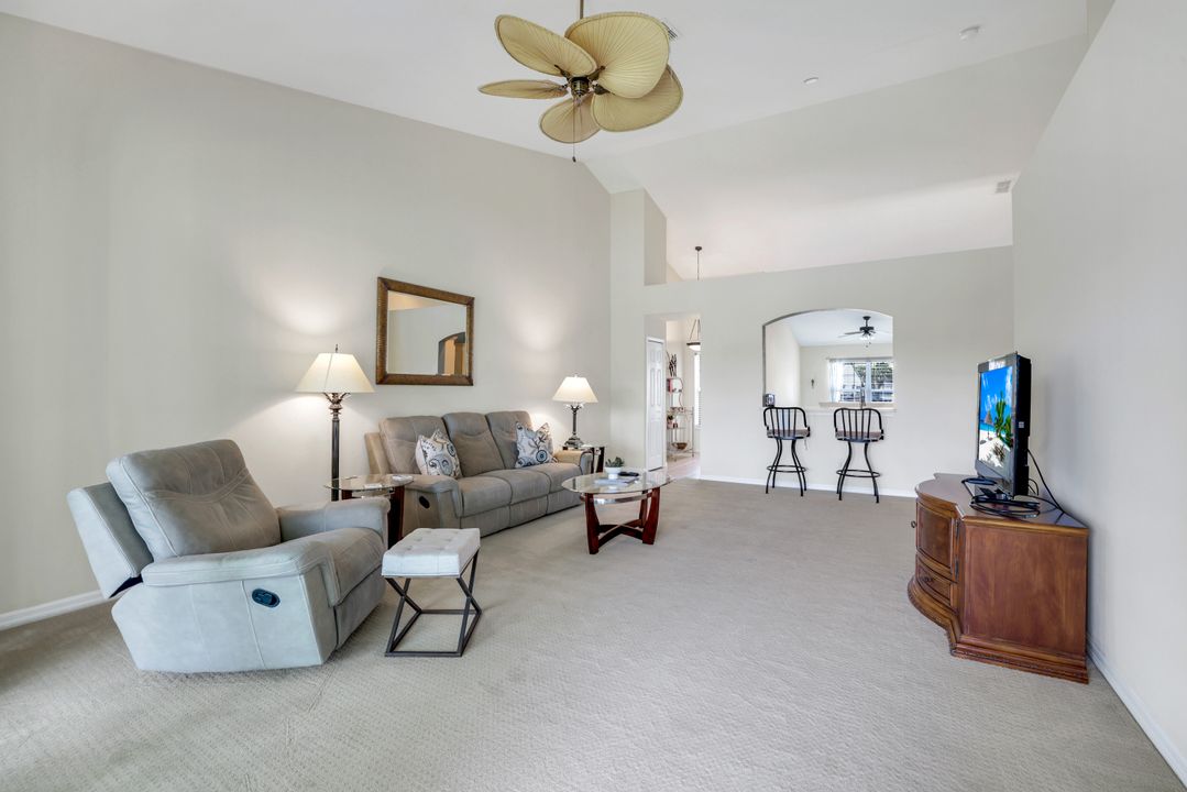 5959 Sand Wedge Ln #406, Naples, FL 34110