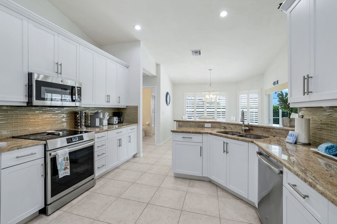 340 Hazelcrest St, Marco Island, FL 34145