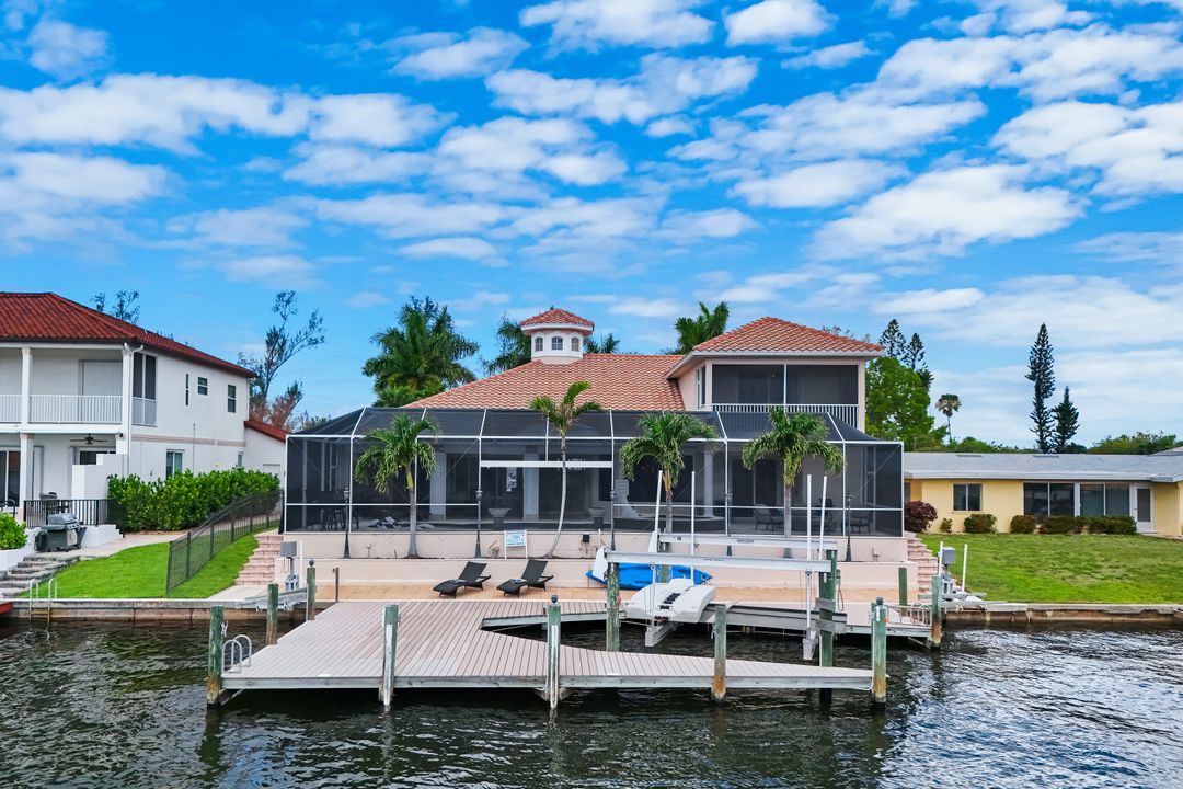 5929 SW 1st Ct, Cape Coral, FL 33914