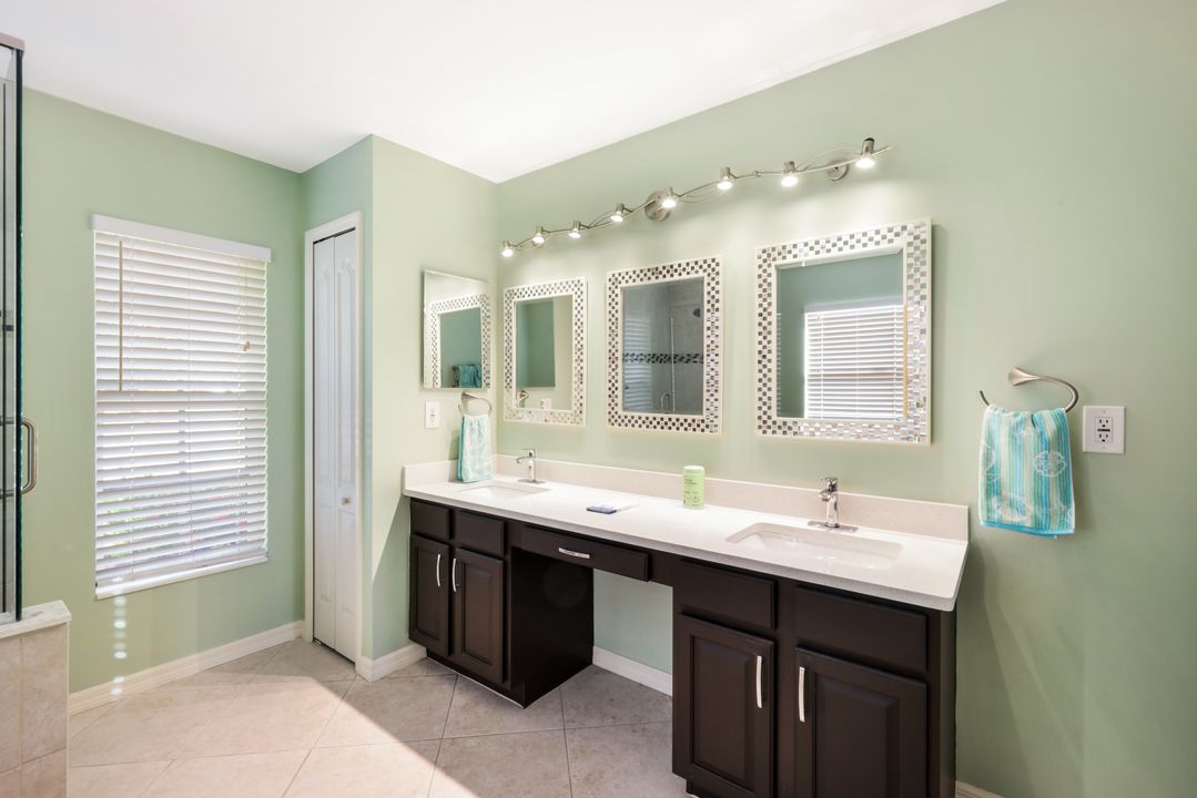 3325 SW 5th Pl, Cape Coral, FL 33914