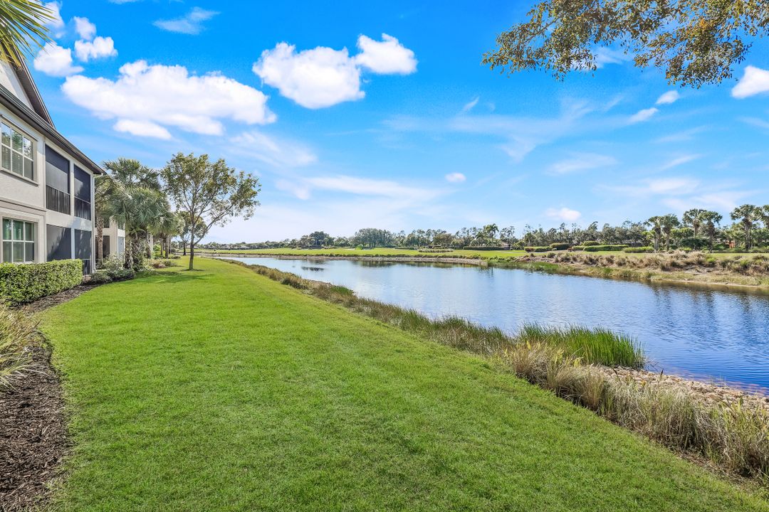 9513 Ironstone Terrace #202, Naples, FL 34120