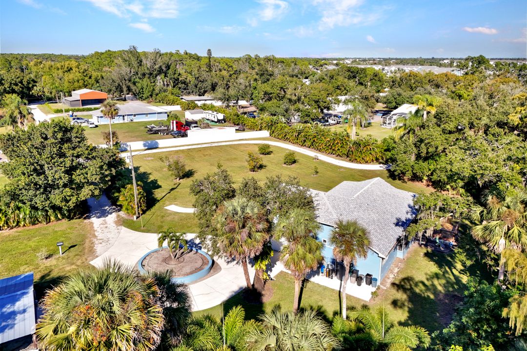 1345 Barrett Rd, North Fort Myers, FL 33903