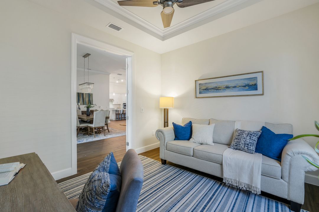 9493 Night Heron Ln, Naples, FL 34120