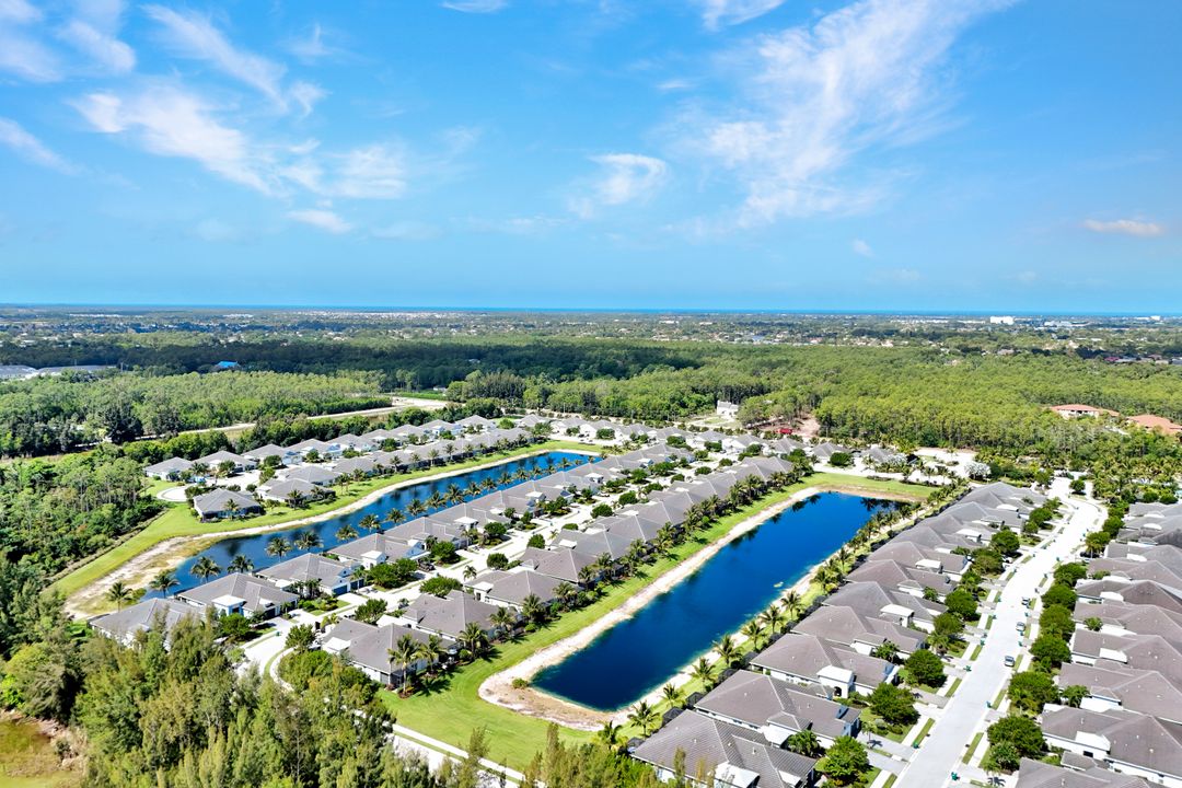 2319 Marquesa Cir, Naples, FL 34112