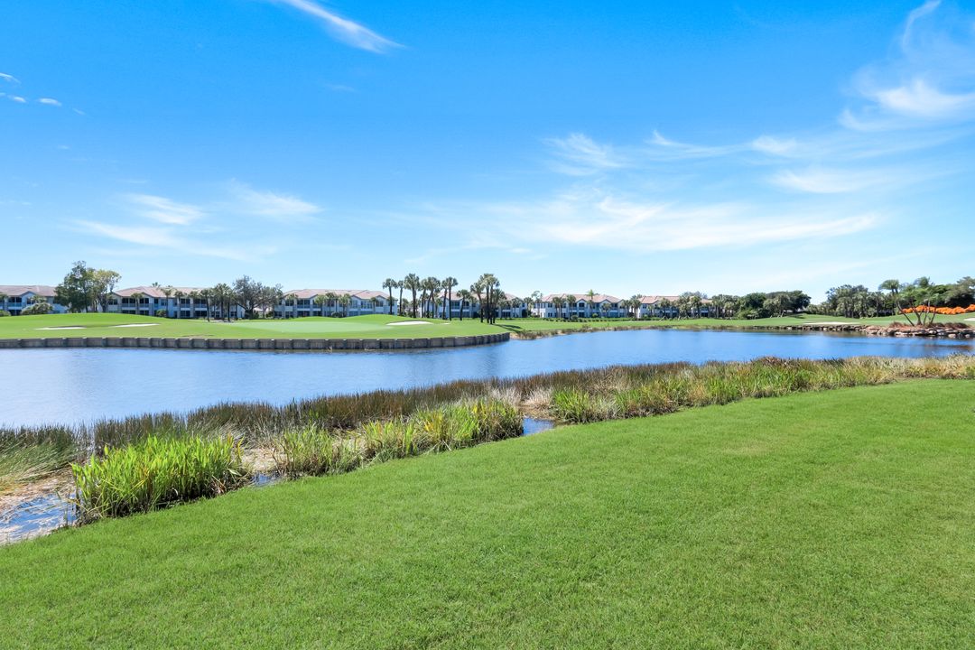 22660 Fairlawn Ct, Estero , FL 34135