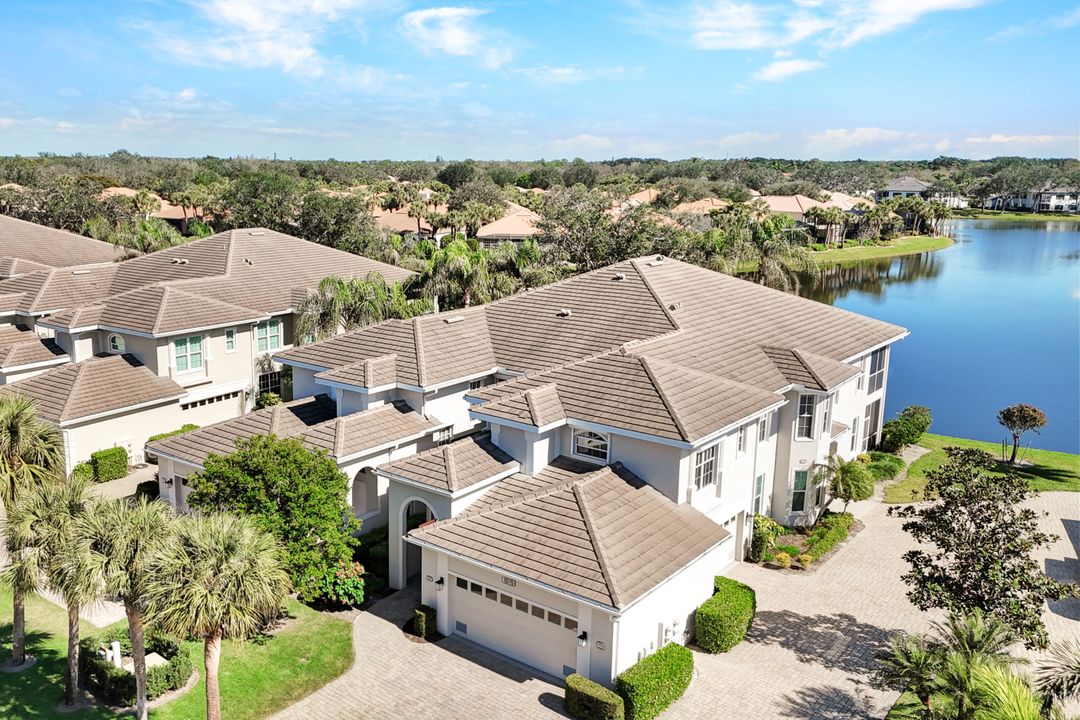 1876 Seville Blvd #1522, Naples, FL 34109