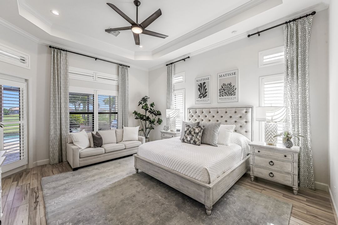 9071 Sorreno Ct, Naples, FL 34119