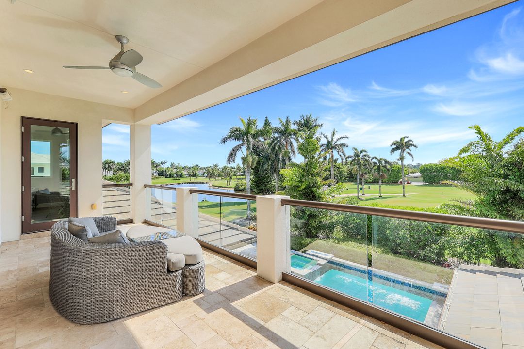 875 Wedge Dr, Naples, FL 34103