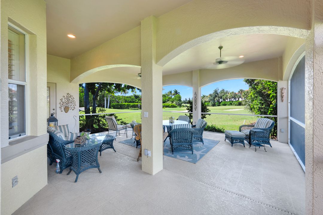 4959 Bollard Ct, Naples, FL 34112