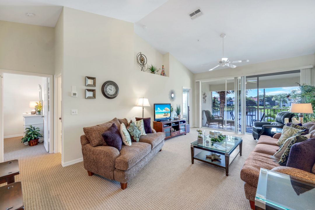 4920 Deerfield Way #202, Naples, FL 34110