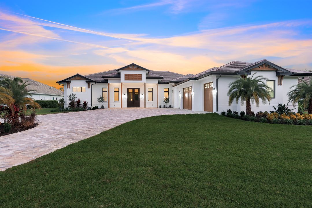 20262 Tiger Ct, Estero, FL 33928