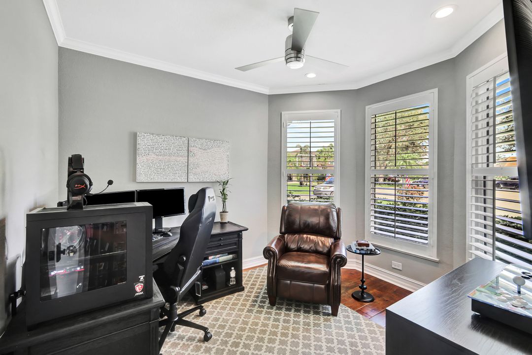 8019 San Simeon, Naples, FL 34109