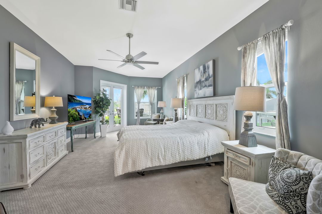 4837 Regal Dr, Bonita Springs, FL 34134