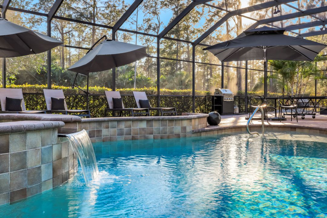 4480 1st Ave NW, Naples, FL 34119