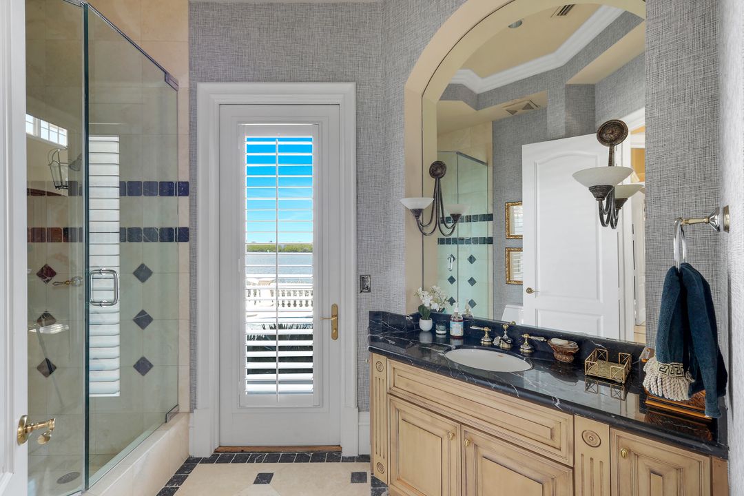 490 Renard Ct, Marco Island, FL 34145