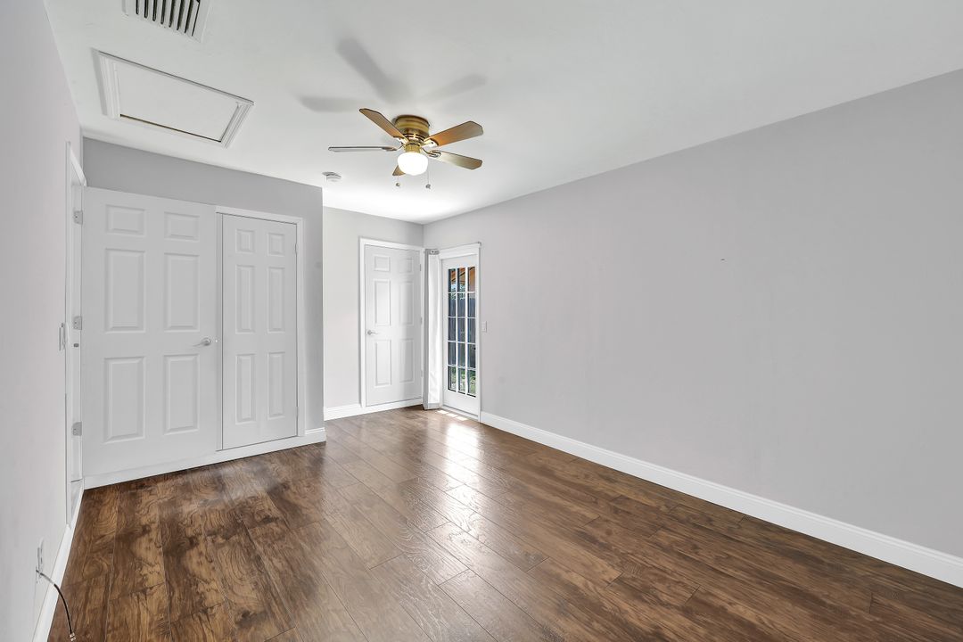 3950 Mohawk Pl, Naples, FL 34112