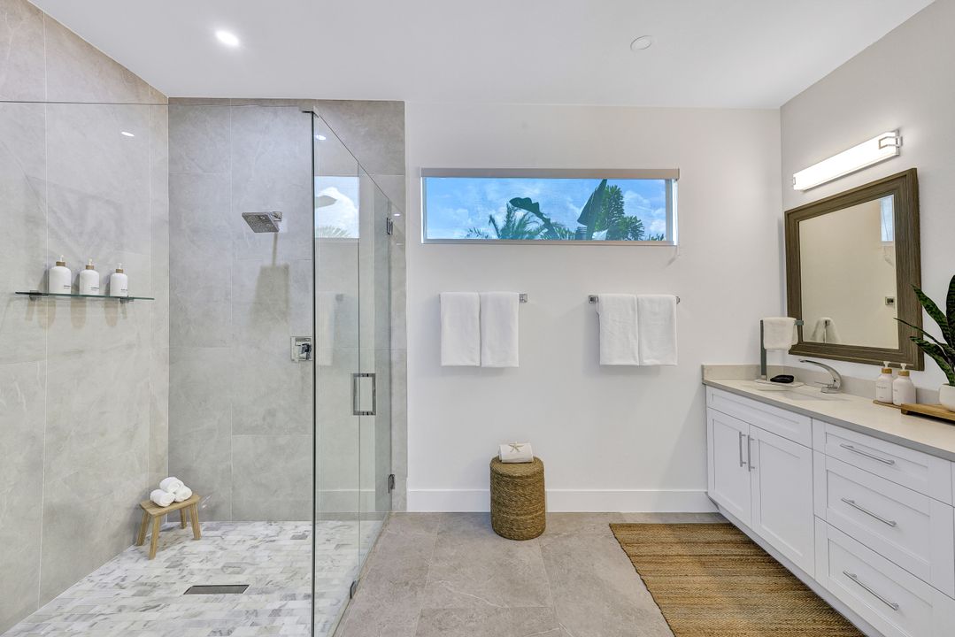 23 NE 8th Terrace, Cape Coral, FL 33909