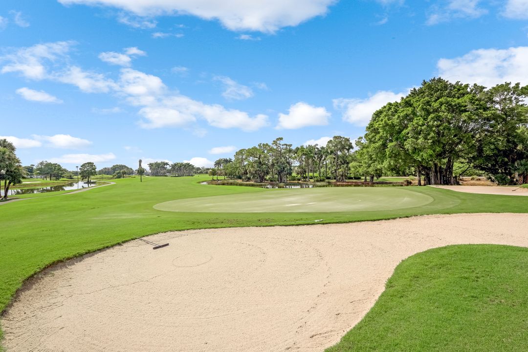 1320 Charleston Square Dr #101, Naples, FL 34110