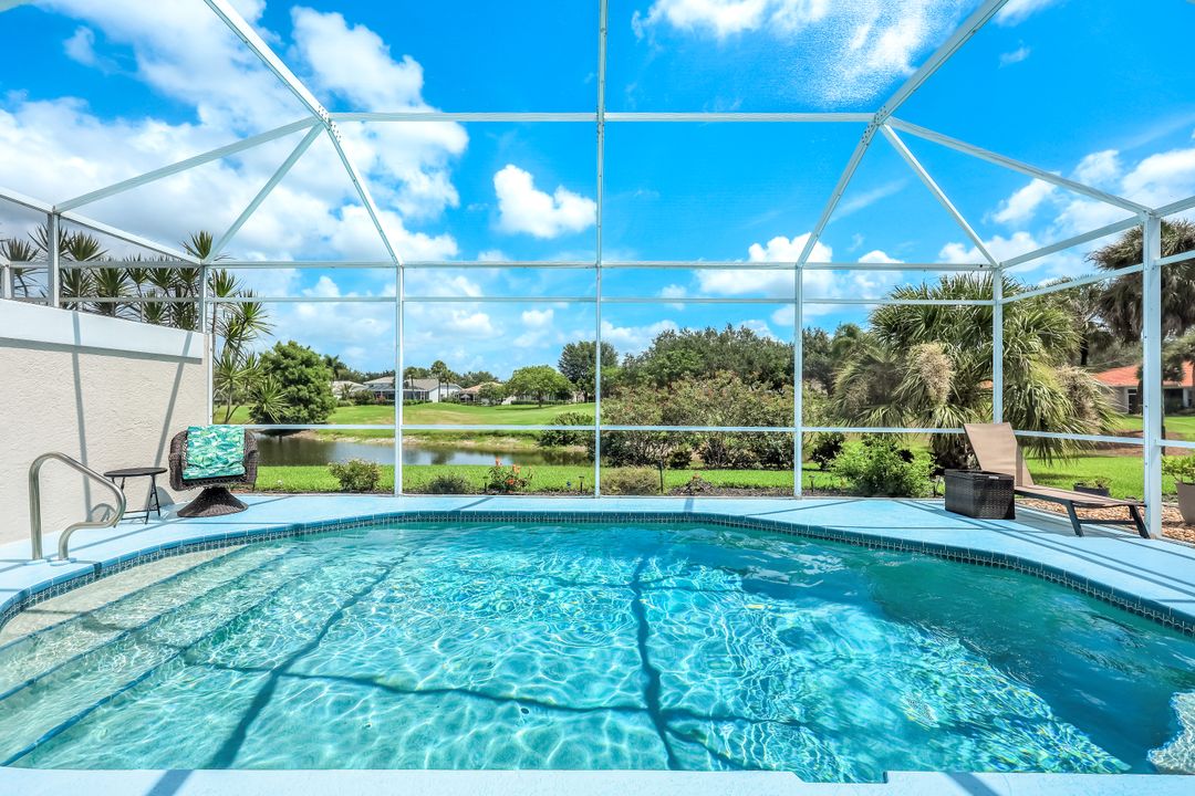 2041 Crestview Way, Naples, FL 34119