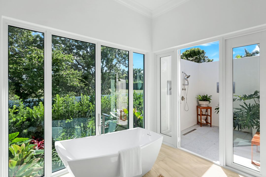 3136 Ravenna Ave, Naples, FL 34120