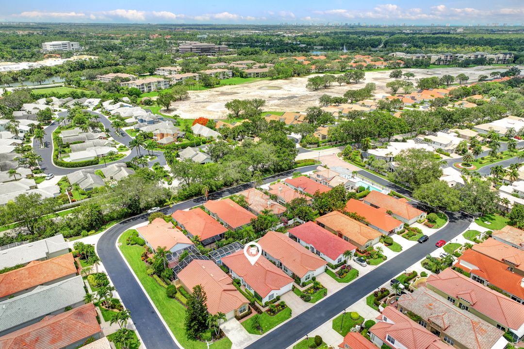 5910 Almaden Dr, Naples, FL 34119