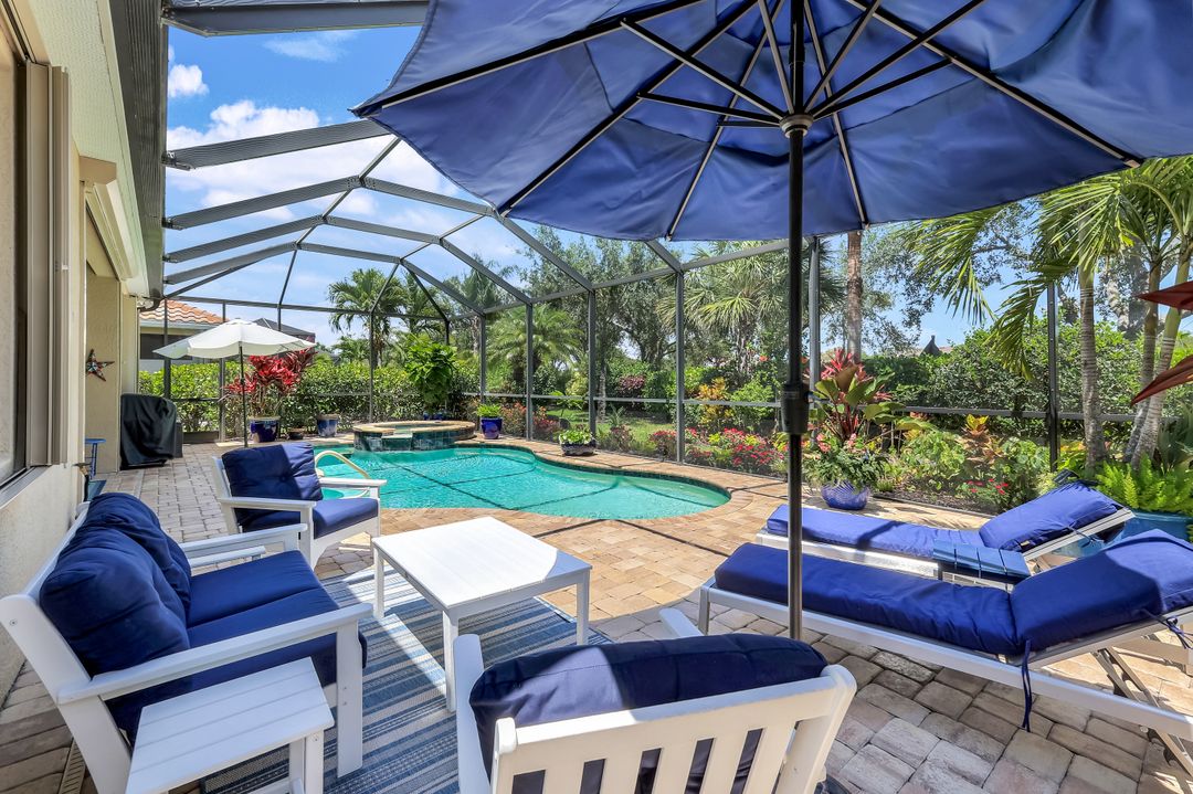 9578 Coquina Cir, Naples, FL 34120
