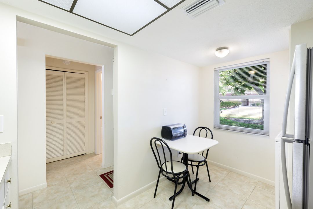 4611 SE 5th Pl #6, Cape Coral, FL 33904