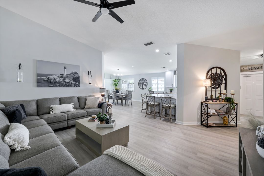 4744 Maupiti Way, Naples, FL 34119