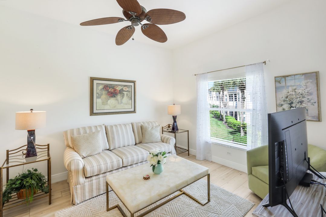 2760 Cypress Trace Cir #2528, Naples, FL 34119