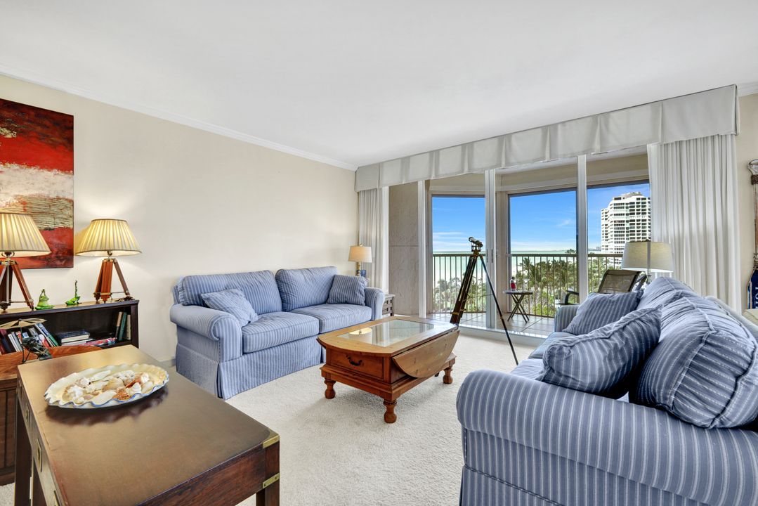 4051 Gulf Shore Blvd N #700, Naples, FL 34103