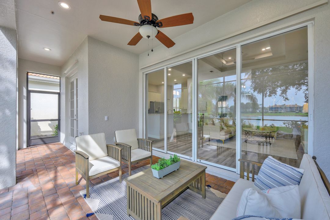 3376 Sandpiper Way, Naples, FL 34109