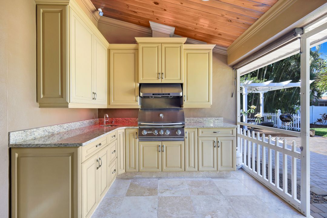 4312 SW 25th Pl, Cape Coral, FL 33914