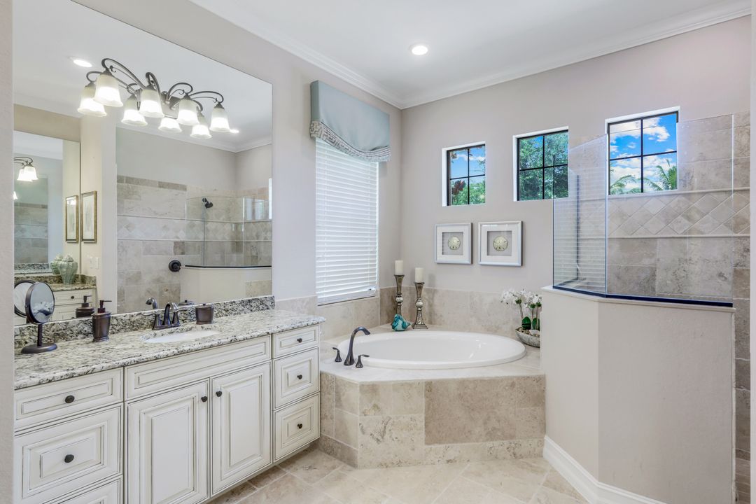 28625 Lisburn Ct, Bonita Springs, FL 34135