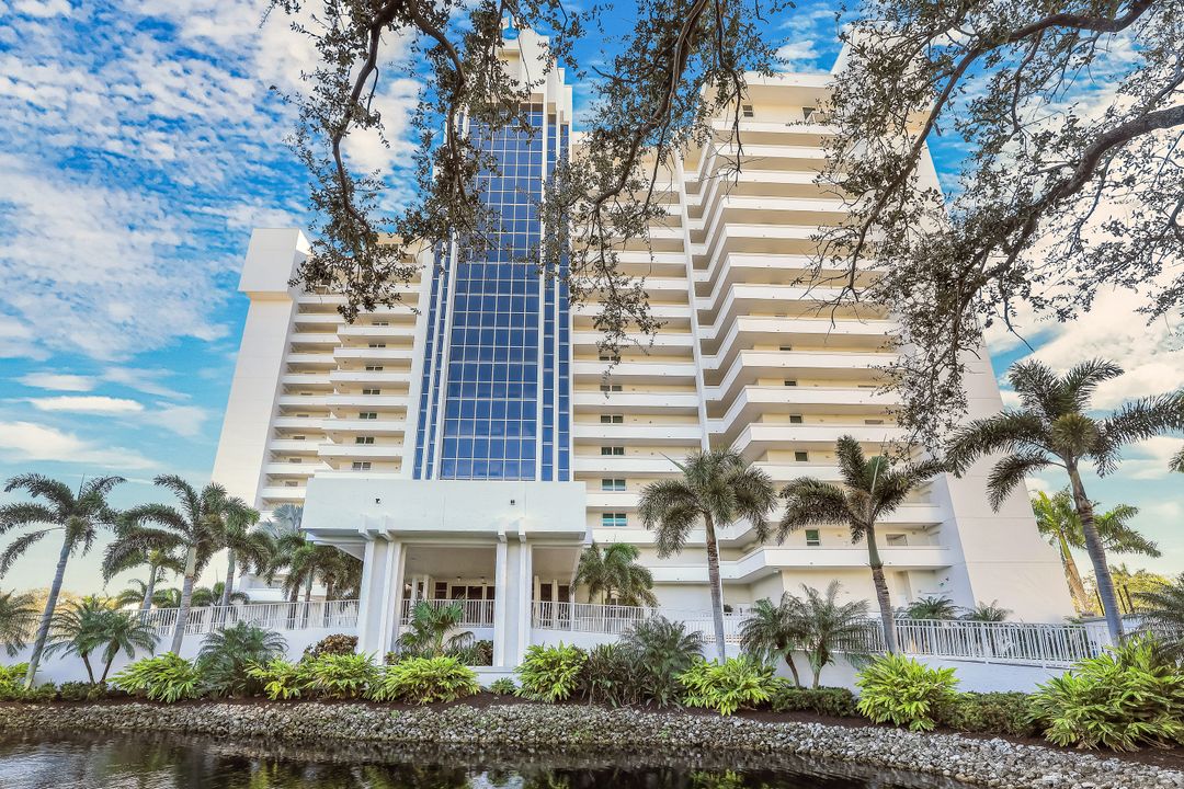 6361 Pelican Bay Blvd #601, Naples, FL 34108