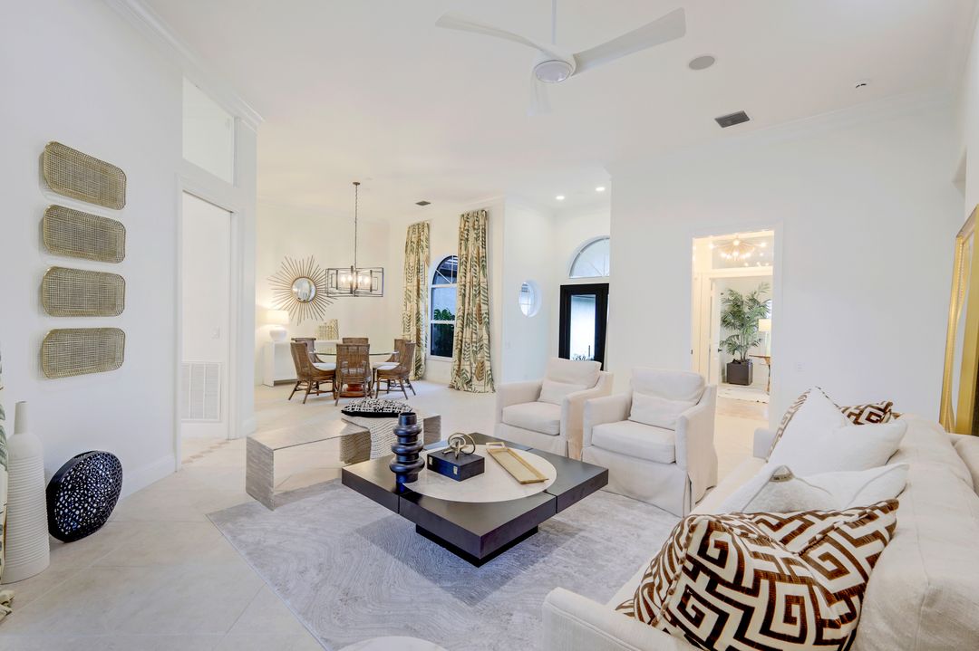 11819 Warbler Ct, Naples, FL 34119