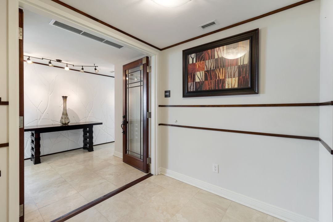 275 Indies Way #1001, Naples, FL 34110