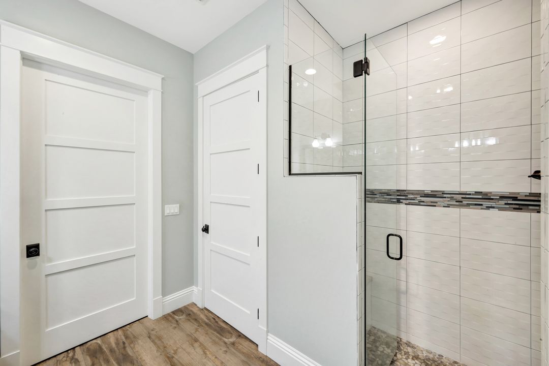 5288 Sand Dollar Ln, Naples, FL 34103