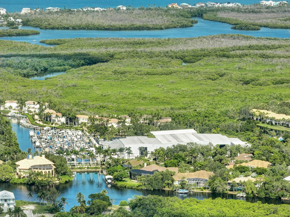 3490 Thornbury Ln, Bonita Springs, FL 34134