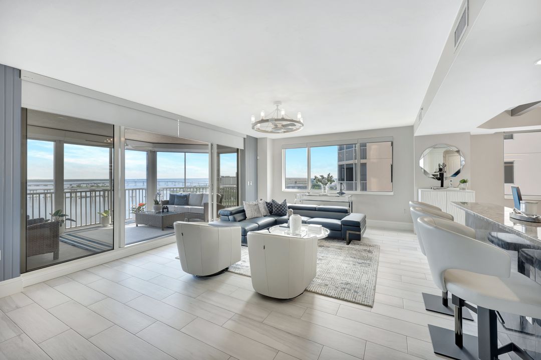 2104 W First St #1404, Fort Myers, FL 33901