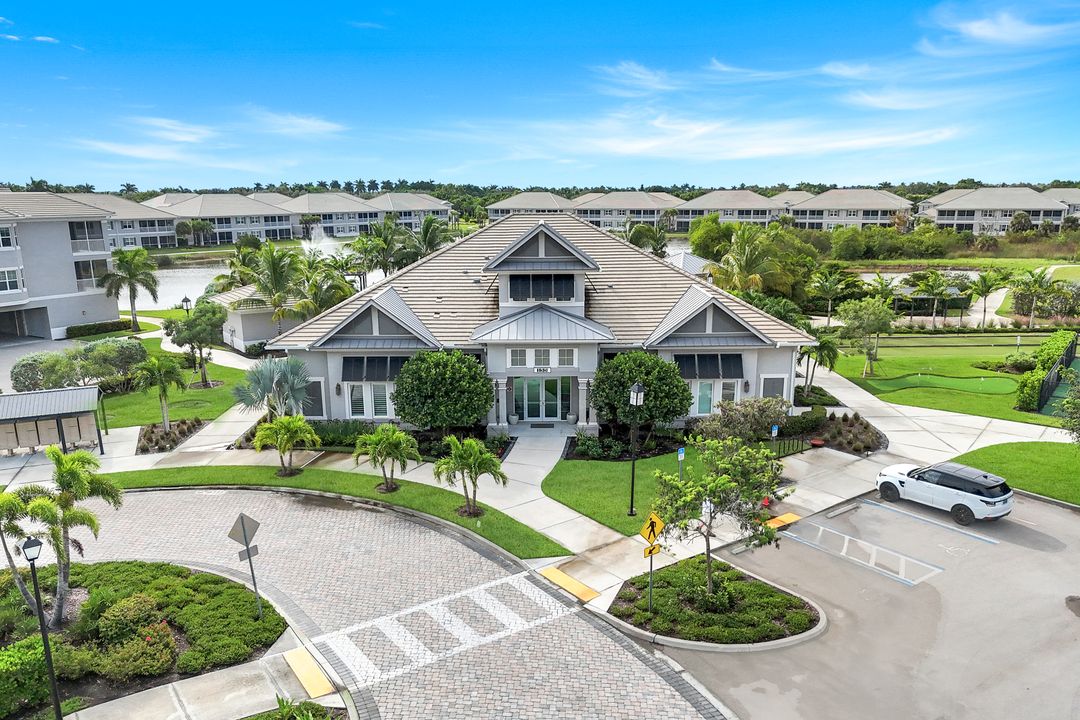 280 Antilles Wy E #101, Naples, FL 34112