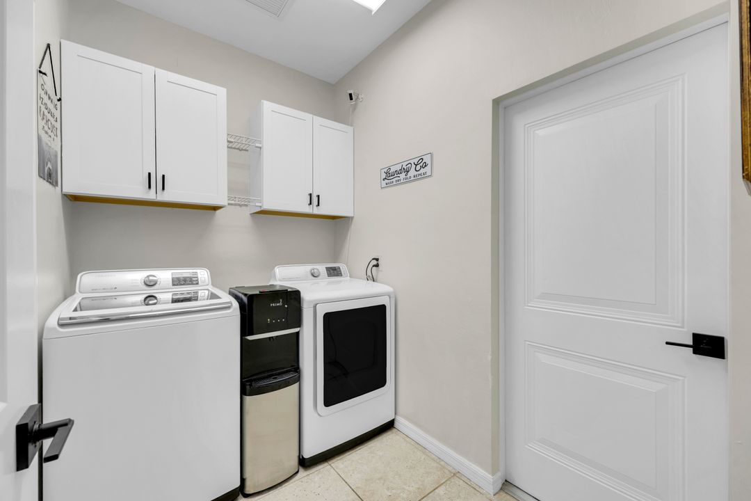 1399 Santiago Cir #1103, Naples, FL 34113