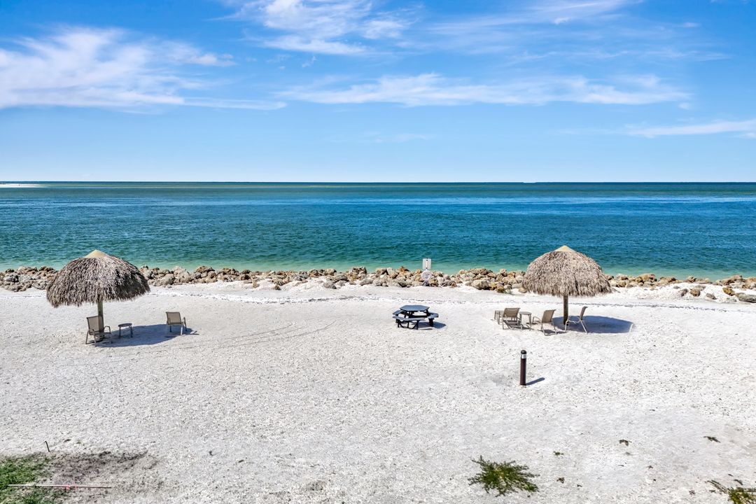 1080 S Collier Blvd #305, Marco Island, FL 34145