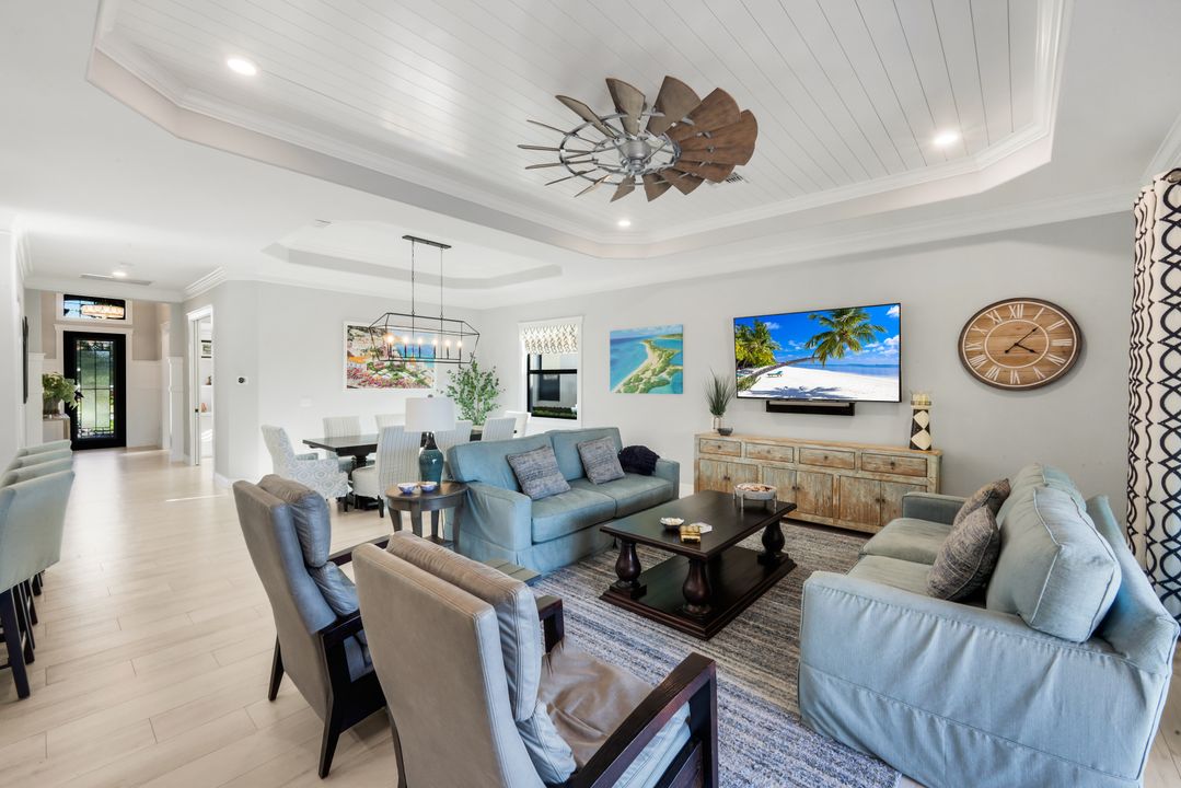 12639 Kinross Ln, Naples, FL 34120