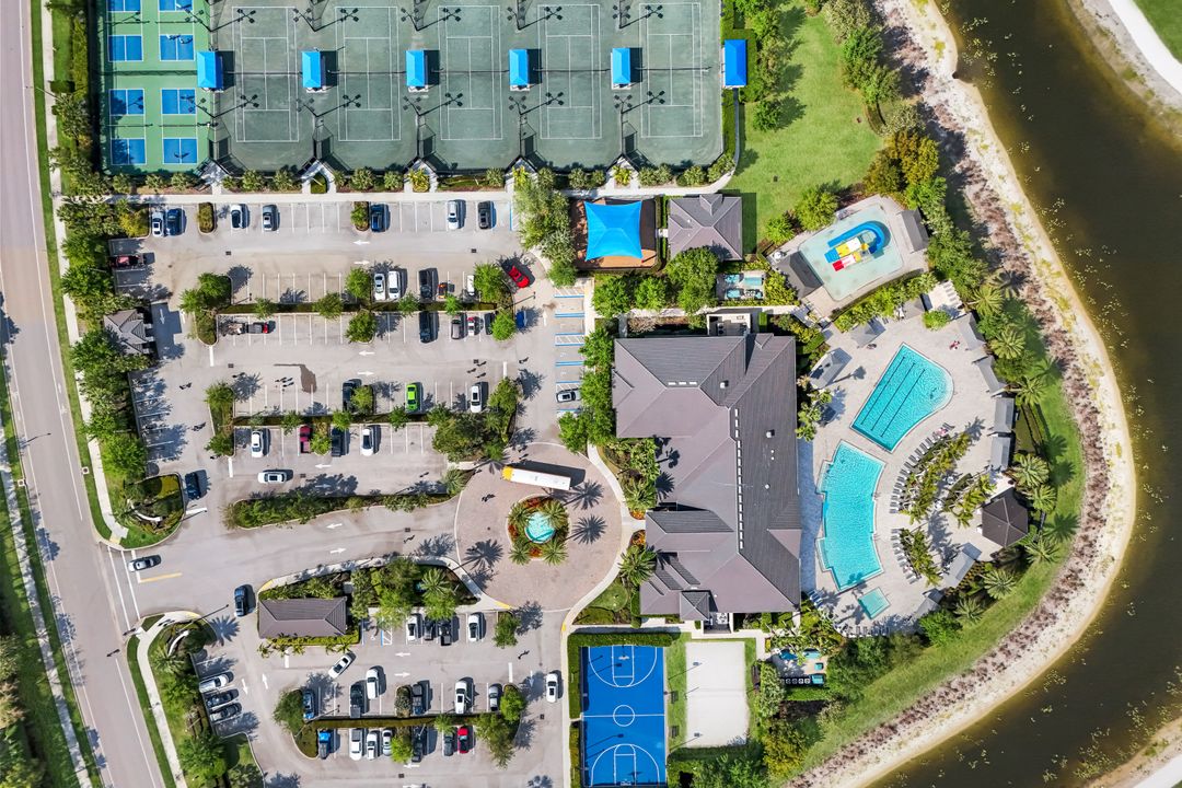 4056 Nova Ln, Naples, FL 34119