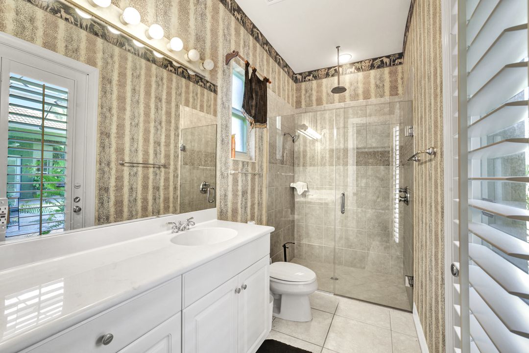 9742 Wilshire Lakes Blvd, Naples, FL 34109