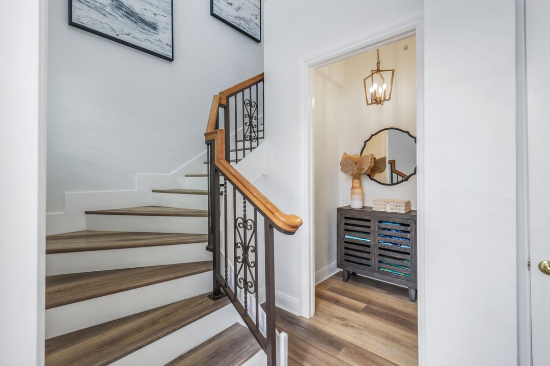 9223 Corfu Ct #202, Naples, FL 34114