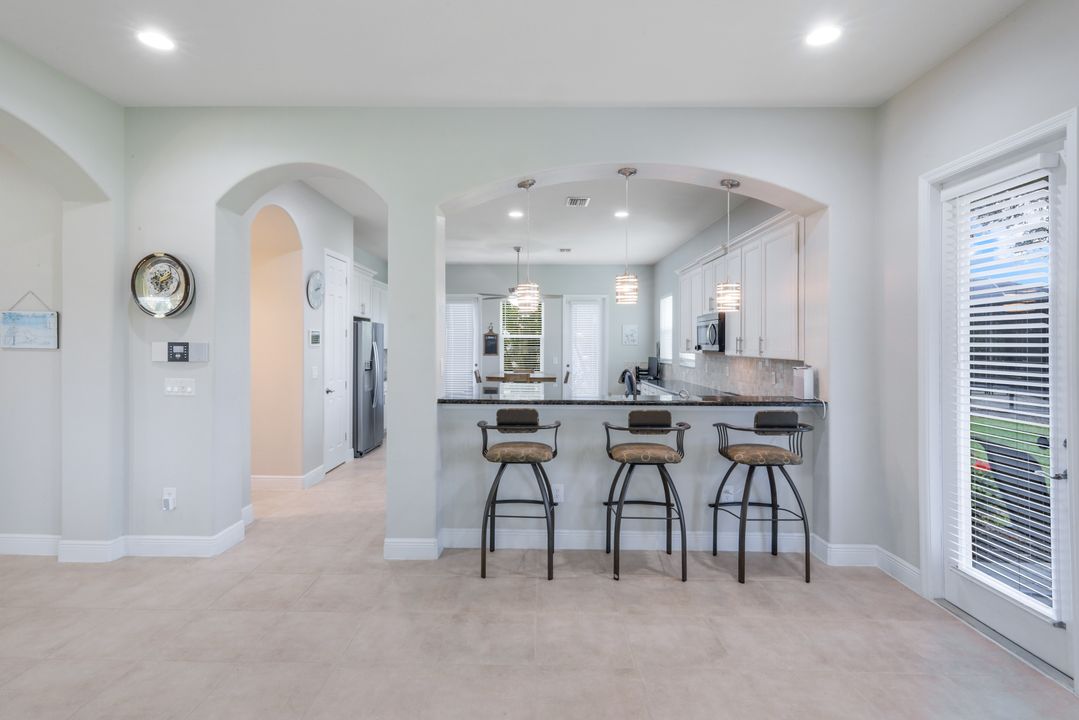 1776 Birdie Dr, Naples, FL 34120