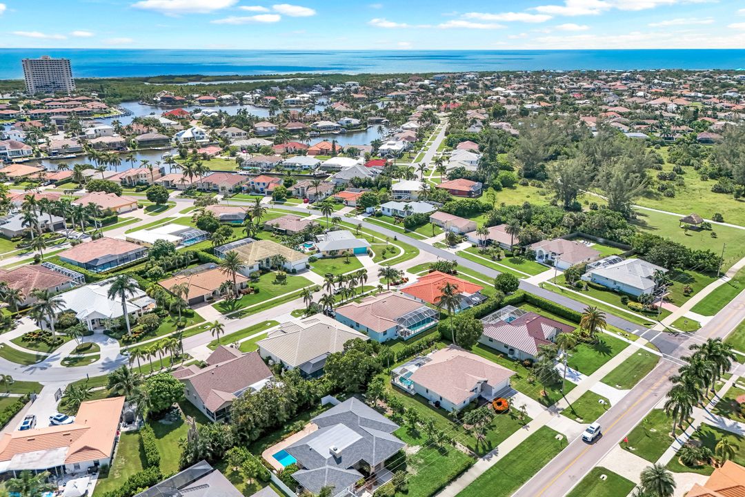 711 Tigertail Ct, Marco Island, FL 34145
