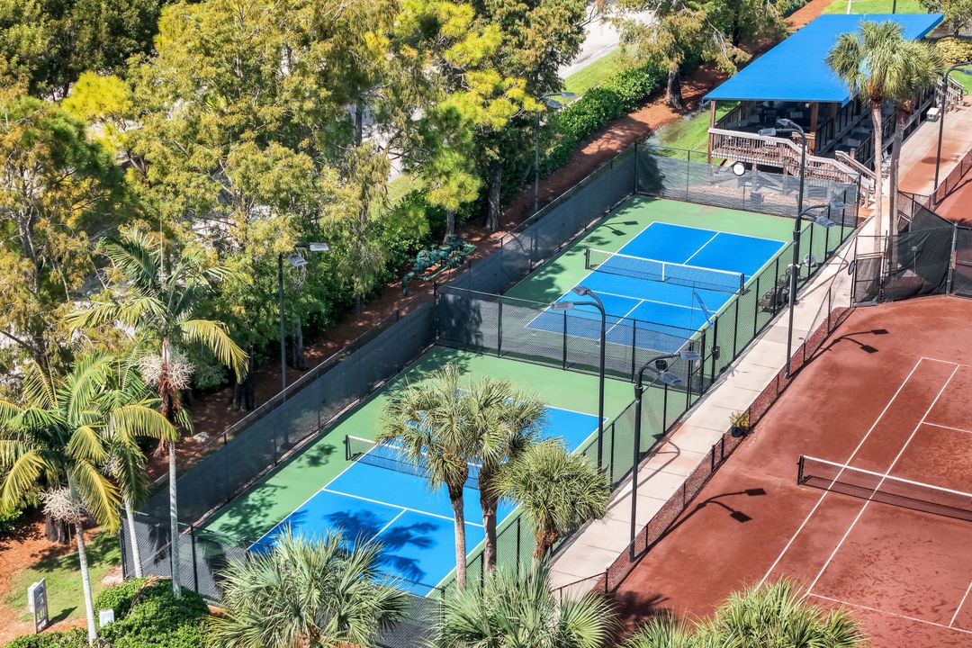 7395 Monteverde Way, Naples, FL 34119